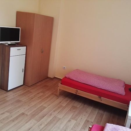 Zu Hause Bei Freunden Apartment ดอร์ทมุนด์ ภายนอก รูปภาพ