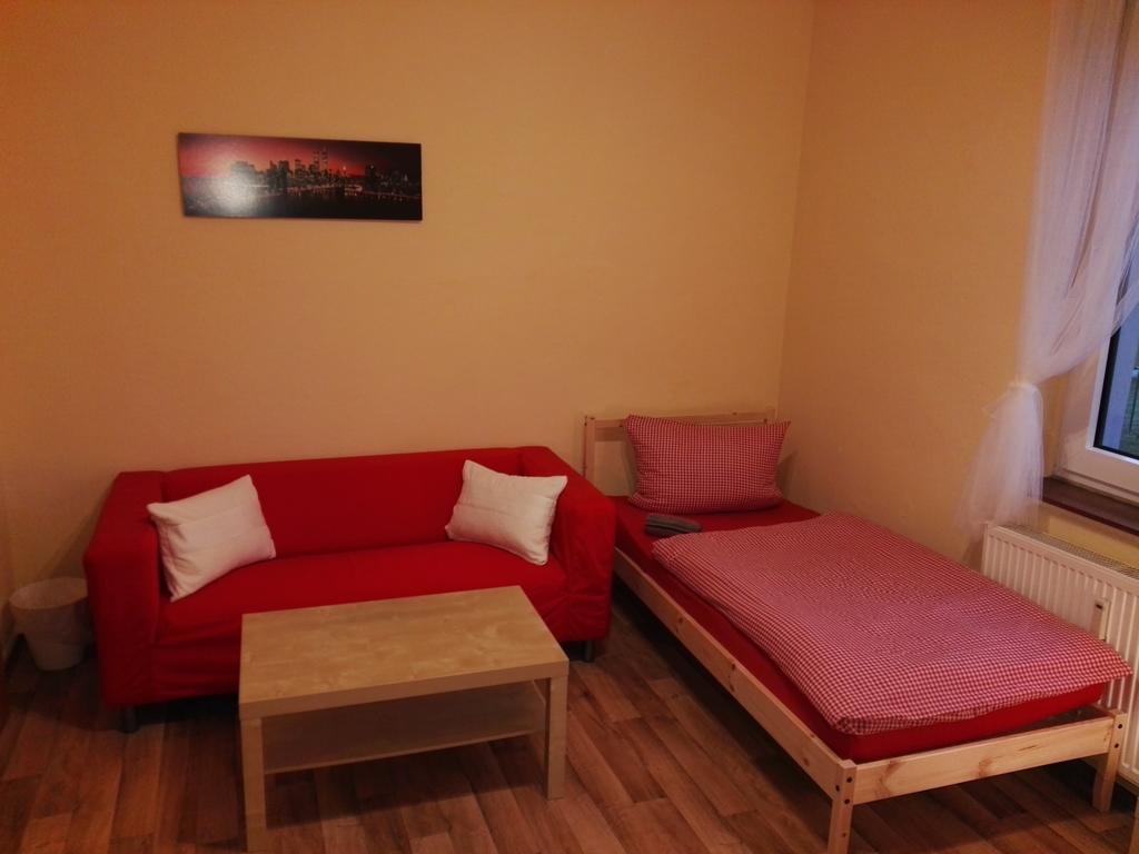 Zu Hause Bei Freunden Apartment ดอร์ทมุนด์ ภายนอก รูปภาพ