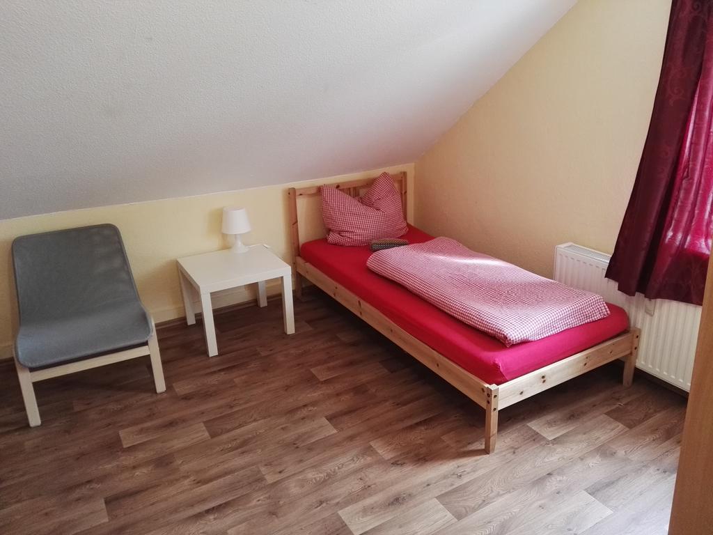 Zu Hause Bei Freunden Apartment ดอร์ทมุนด์ ภายนอก รูปภาพ